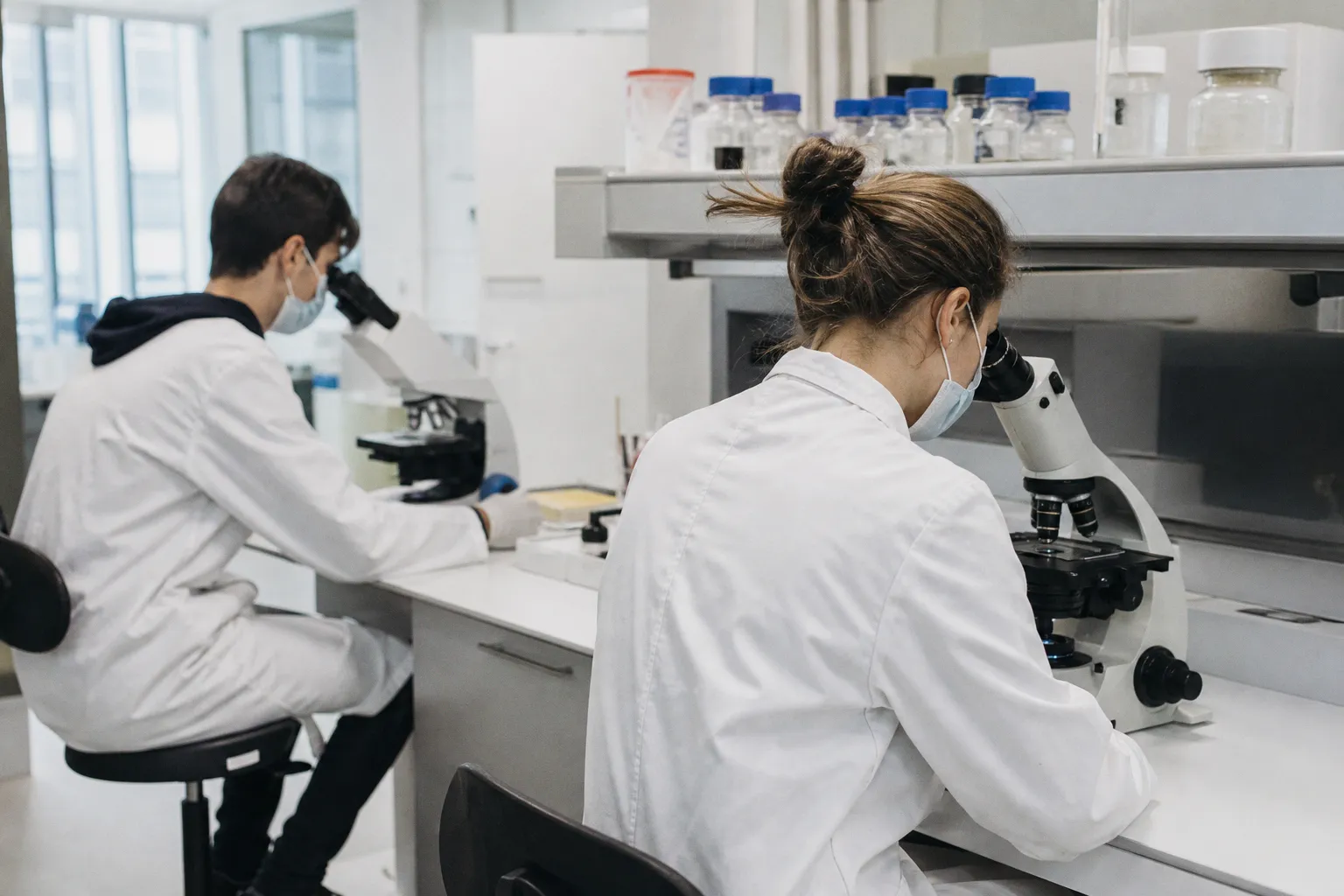Comment préparer son orientation vers les filières scientifiques dès le collège