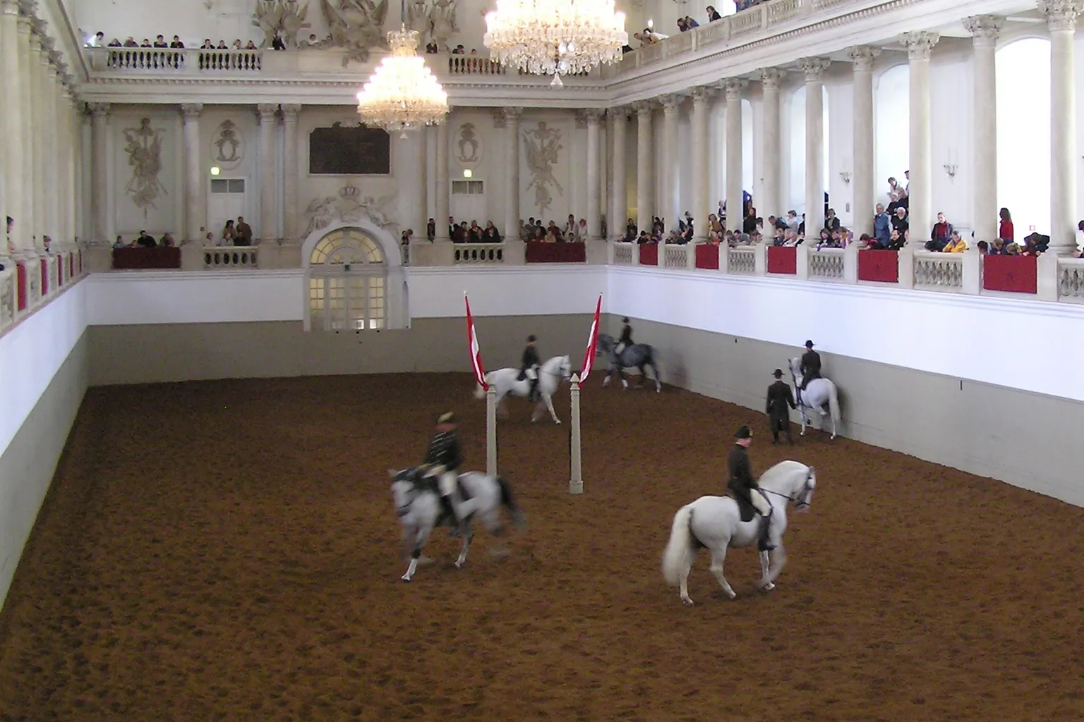 École espagnole d'équitation : critères pour bien choisir vos billets
